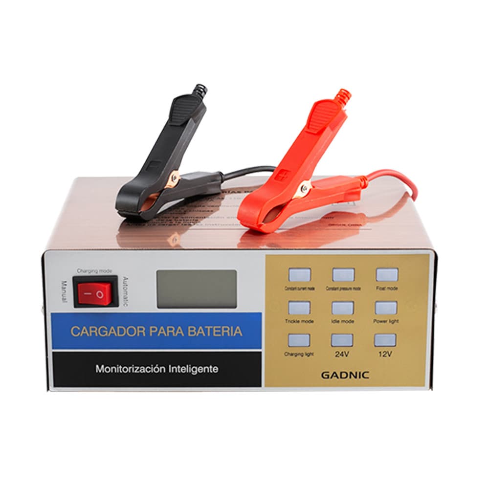 Cargador De Batería Para Auto Gadnic AV700 Mantenedor  12v 12A 24v 7A Corte Automático Inteligente